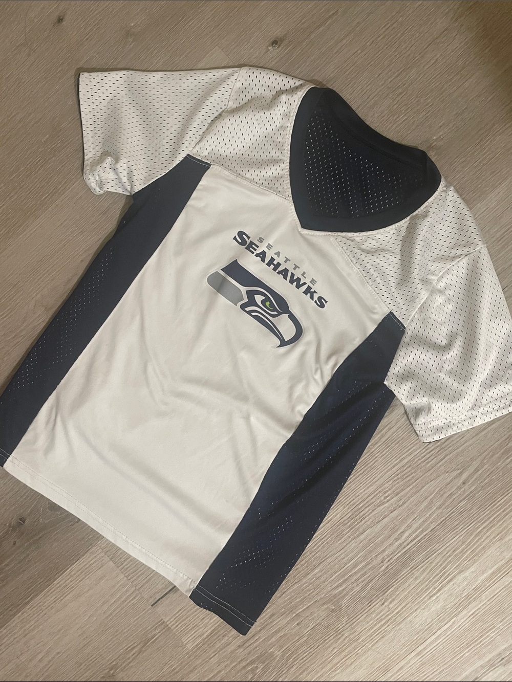 Seattle Seahawks Reversible Flag Football Jersey | Navy/White | Women’s Small